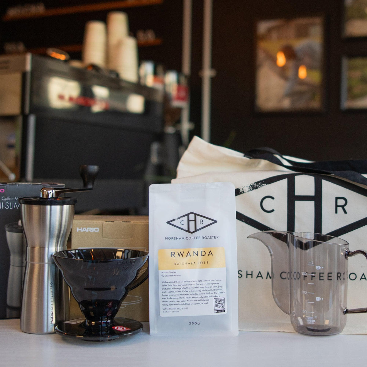 Hario V60 &amp; Grinder Gift Set